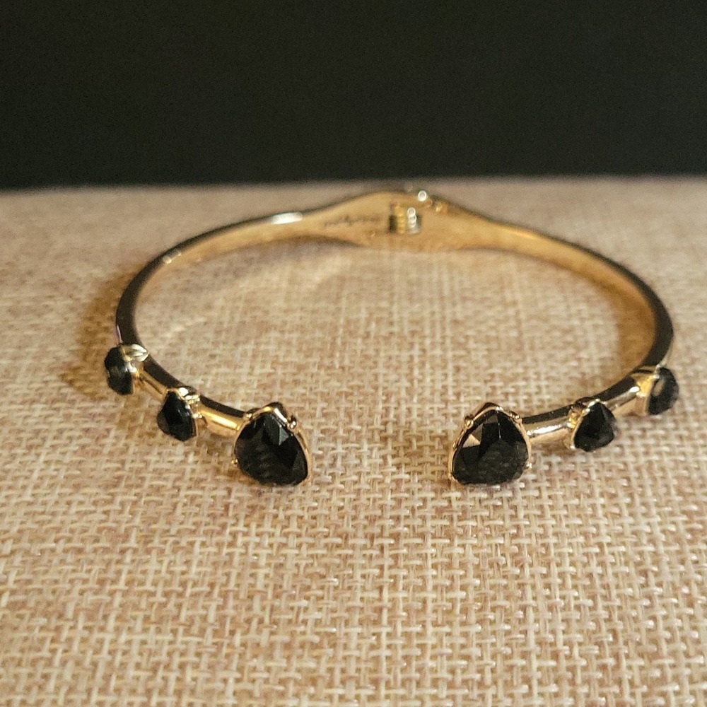 Karl Lagerfeld Paris Gold Tone Black Heart Hinge Cuff Bracelet Size 7 Gothcore